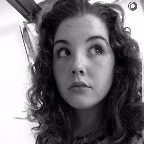 Meet your Posher, Lillian - Picture 1 of 1